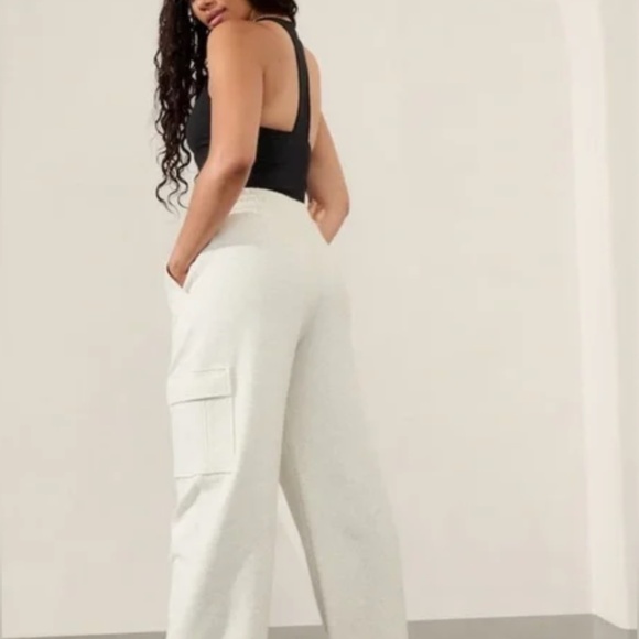 Athleta Easy Fleece Straight Heather Gray Cargo Wide Leg Pants - NWT - Picture 2 of 14